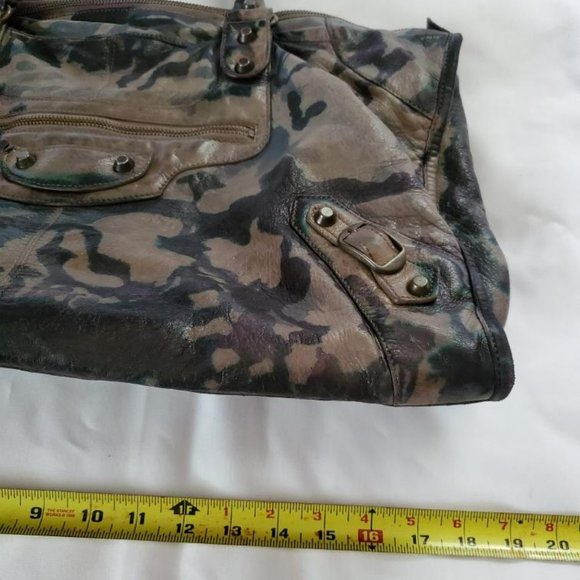 ********** SOLD *************** - Picture 8 of 11